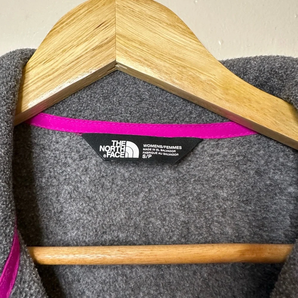 The North Face Grey & Pink Jacket Size Small